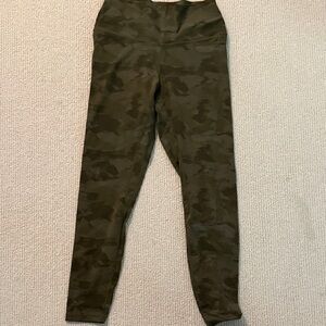 Women's Camouflage Leggings